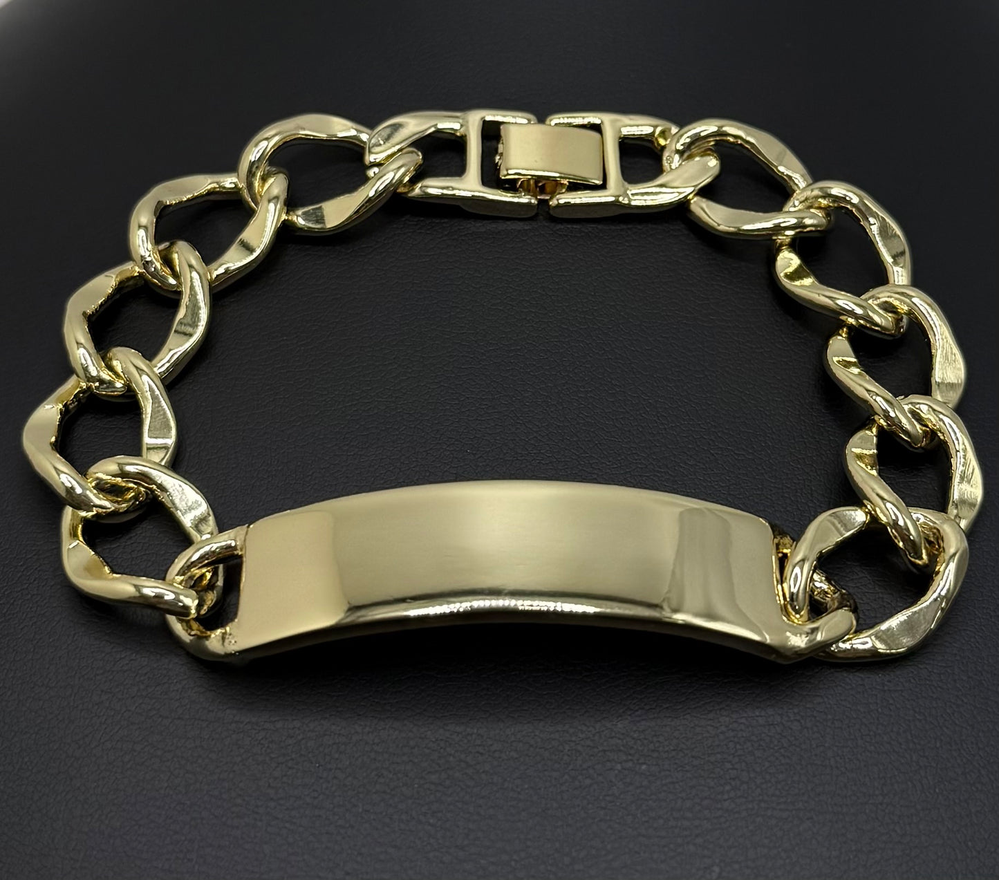 Bracelet Plate Design