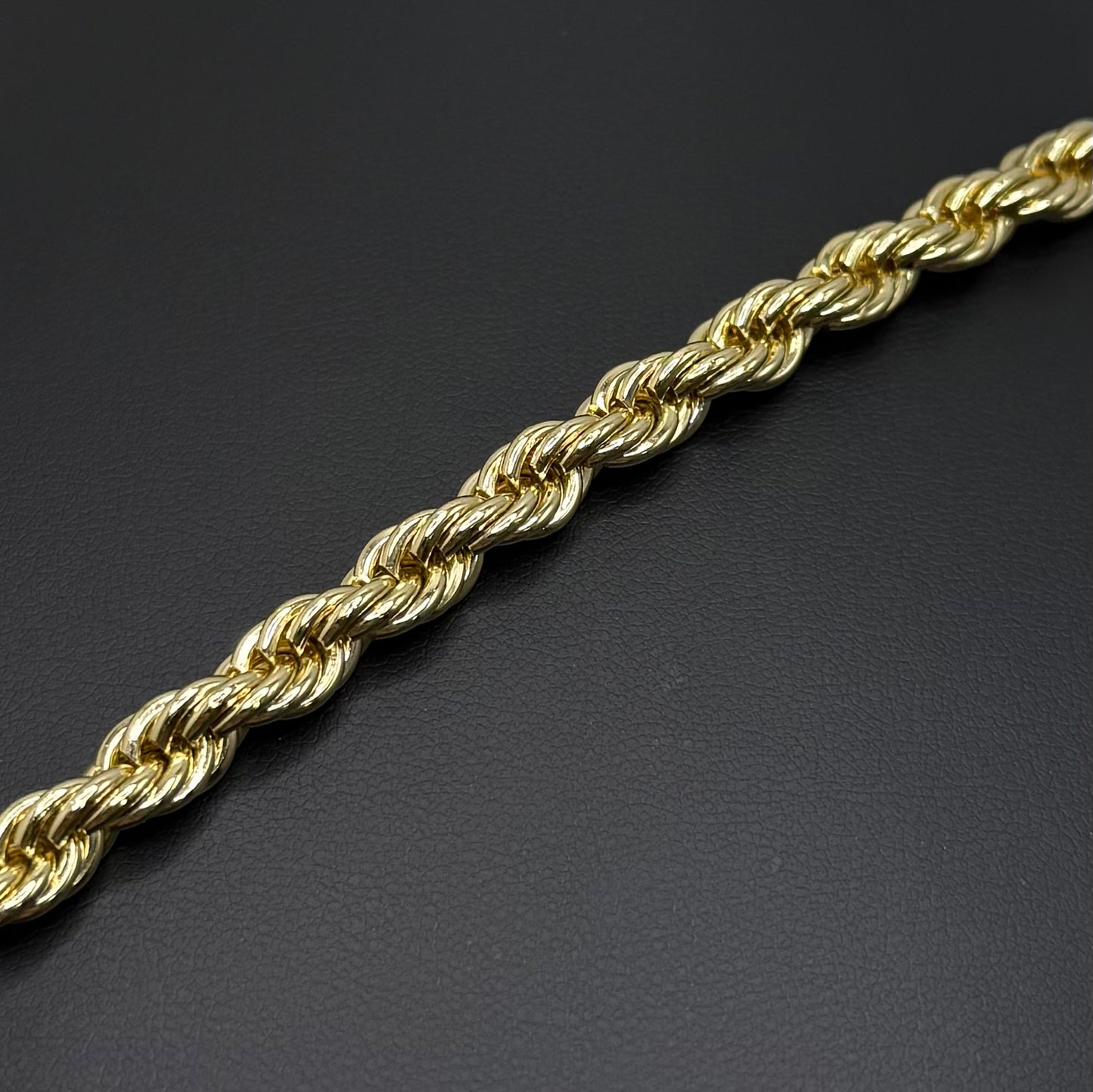 Torsal Design Bracelet